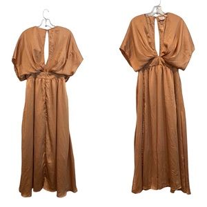 Showpo Maxi Dress. Drop sleeves, split front v neck. Excellent condition